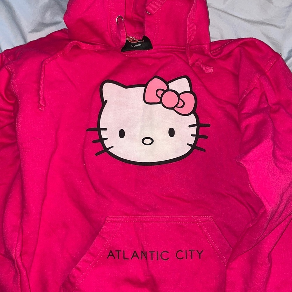 Hot pink hello kitty Atlantic City sweatshirt
